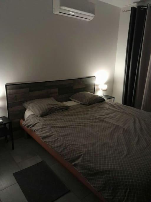 Appartement Spacieux &Tres Calme. Spacious & Very Quiet Apartment. Carros Exteriör bild