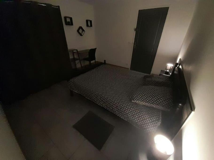 Appartement Spacieux &Tres Calme. Spacious & Very Quiet Apartment. Carros Exteriör bild