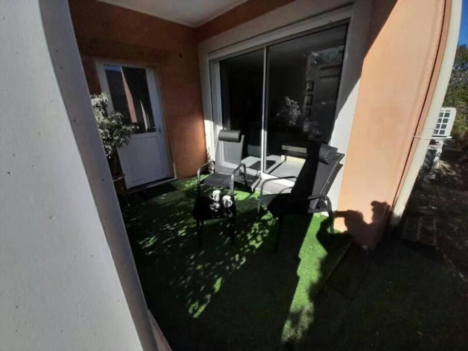Appartement Spacieux &Tres Calme. Spacious & Very Quiet Apartment. Carros Exteriör bild